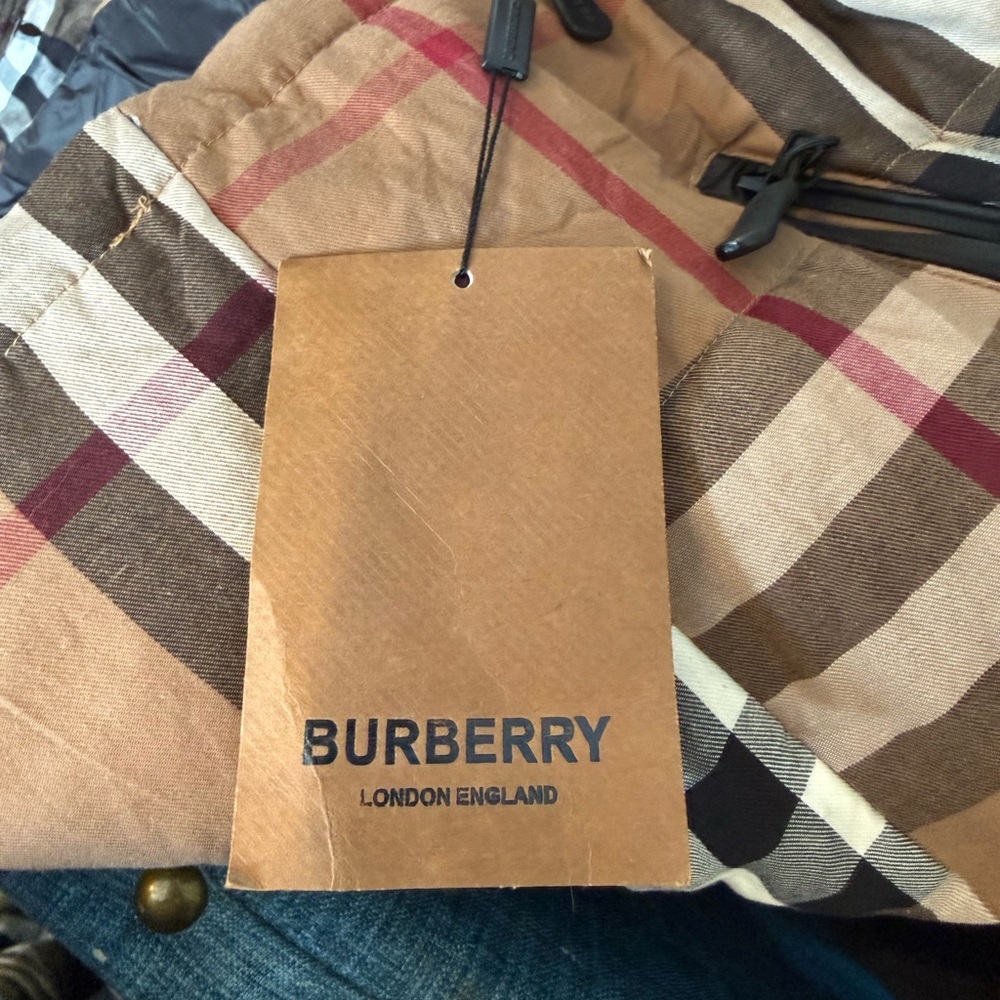 Burberry Signature Plaid Puffer Jacket - Picture 14 of 15